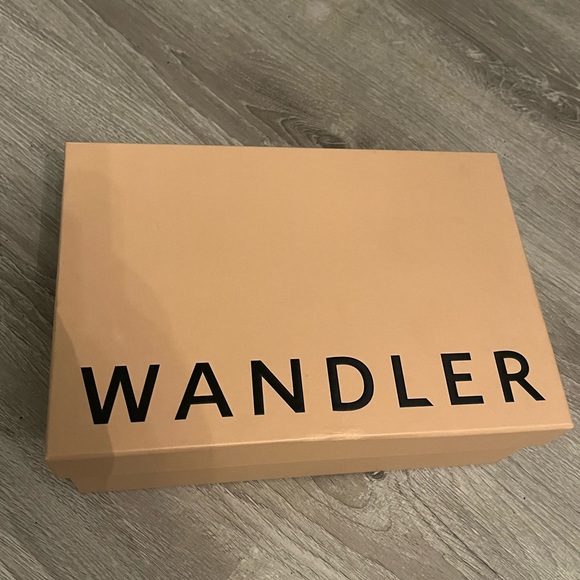 WANDLER - ISA sandal goat leather shiny almond size 39 - Picture 10 of 14